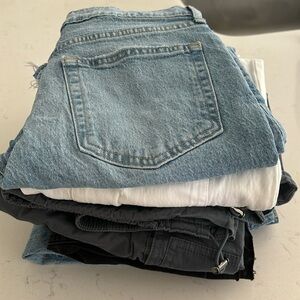 Women’s jeans size 6